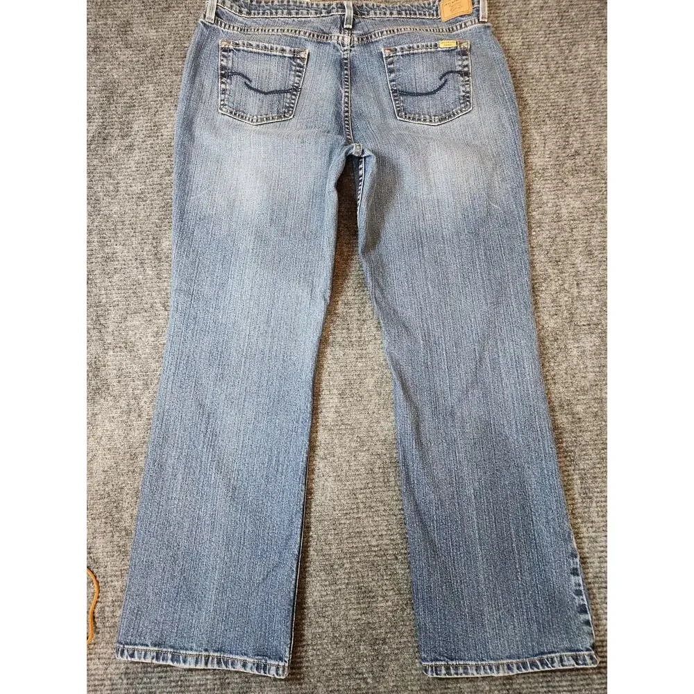 Levi Strauss Womens Size 18 Signature Mid Rise Bootcut Womens Blue Denim Jeans - Picture 11 of 15